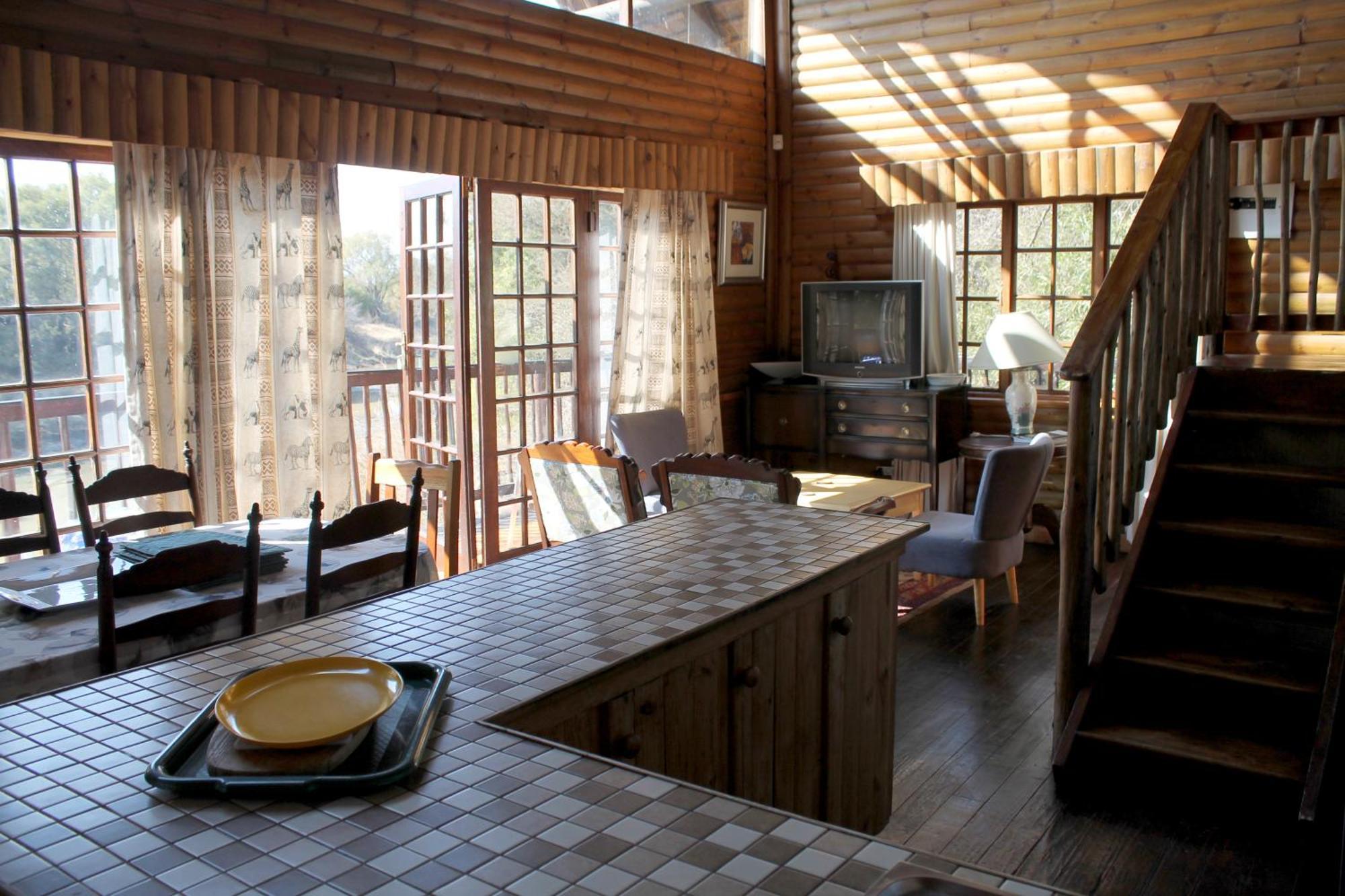 Ndlovu Log Home Dinokeng Klipdrift Εξωτερικό φωτογραφία